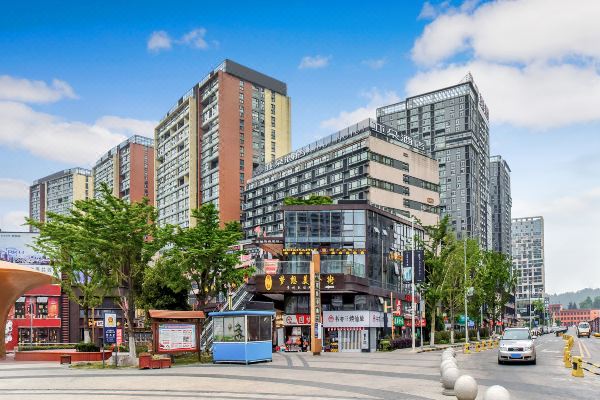 貴陽(yáng)北站亞朵酒店